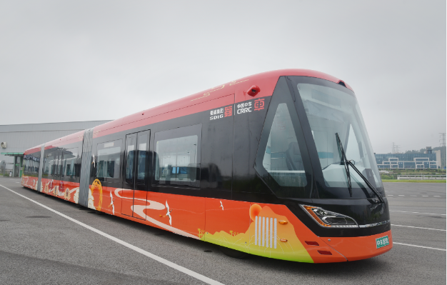 新一代中车智轨在成都亮相 向世界展示“四川制造”