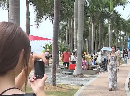 定制攻略帮忙拍照 文旅消费市场升温带动新兴职业兴起