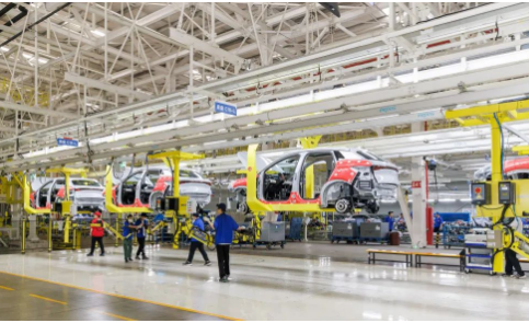 扩大出口 海外建厂 强化合作 国产新能源车加速布局全球产业链