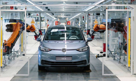 德国车企加大电动化领域投入