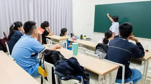 《校外培训行政处罚暂行办法》10月15日起施行 七类情形将从重处罚