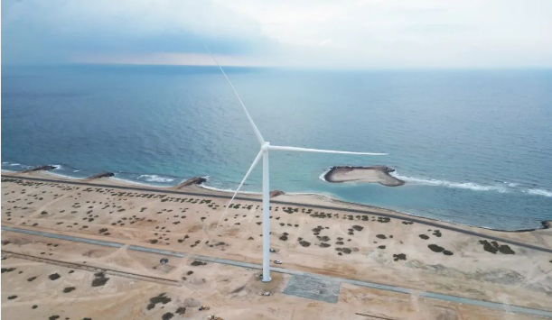 中国电建承建的阿联酋首个风电项目投入运营
