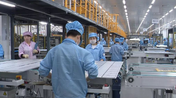 东方日升向意大利出货伏曦组件 赋能高质量光伏项目开