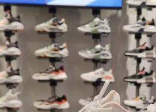 国产运动鞋跑出“中国速度”  运动表现明显提升 彰显先进制鞋工艺