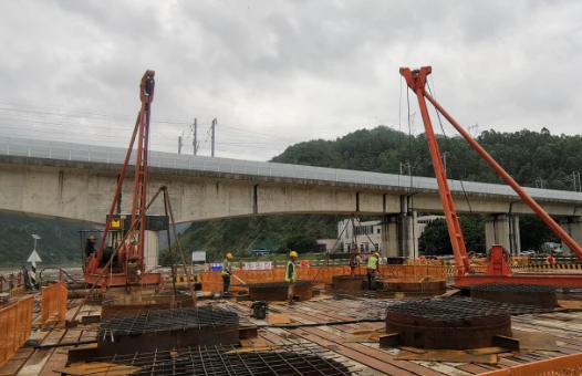 以联网、补网、强链为重点 铁路加快推动重点项目开工