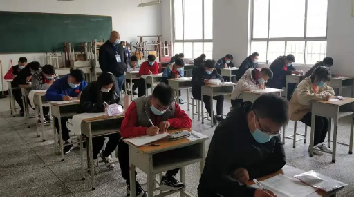 我国将推动考试招生制度更加成熟定型