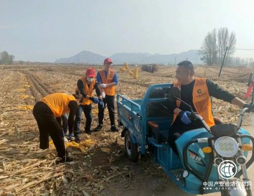 朝阳喀左县局党支部打造“党员+小组+支部”三级模式提高为民服务满意“度”