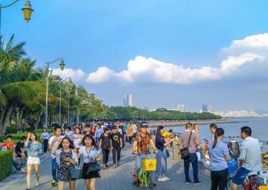 Citywalk火爆出圈 换种方式“玩转”城市旅游