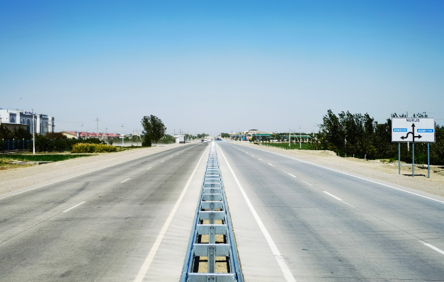 中国铁建承建的乌兹别克斯坦A380公路重建工程实现全线贯通