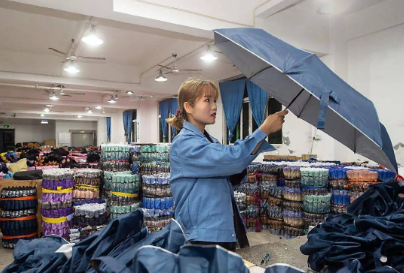 福建伞业逆市飘红 前三季度出口额超37亿元