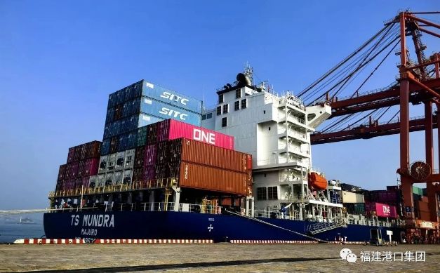 再添“一带一路”航线！厦门港海天码头迎来釜山直航快线首航