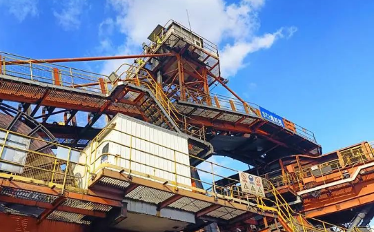 河北联通5G轻量化核心网助力秦皇岛港打造智慧港口