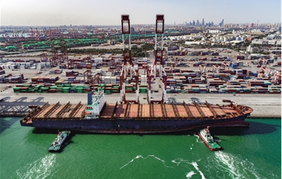 “登顶”全球最大船东国 我国离航运强国还有多远？