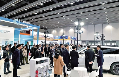 电动智能化 打开汽车业创新“阀门”