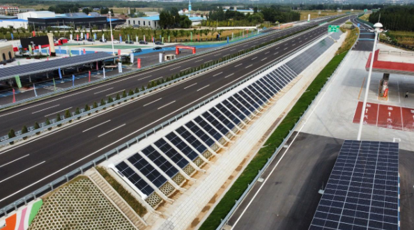 走在全国前列，高速公路“交能融合”的山东路径