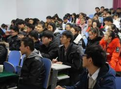 以多元化教育模式 培养基础学科创新后备人才