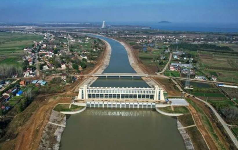 引江济淮工程开启试调水 6级泵站助力长江水北上