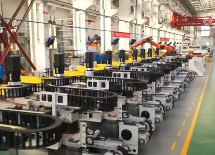 生产供给稳步回升 装备制造业加速向好