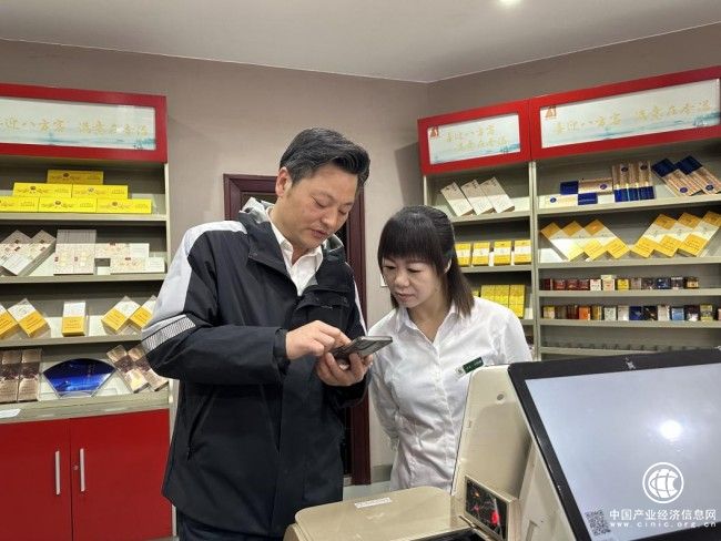 浙江嵊泗：落好服务“棋” 推动客我关系“满盘活”