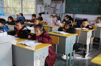 多部门发文：到2026年农村留守、困境儿童监护体系更加健全