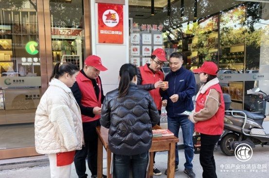 浙江诸暨：弘扬志愿精神 争做时代先锋