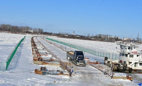 黑河—布拉戈维申斯克货运浮箱固冰通道恢复开行