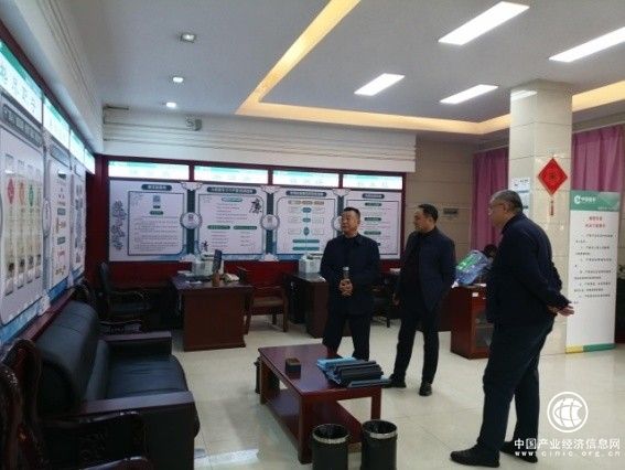 湖北应城：小细节办实事 微服务润心田