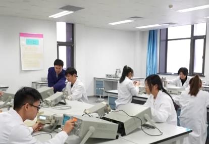 端口前移、有的放矢、纵深推进 多维发力加快基础研究人才培养