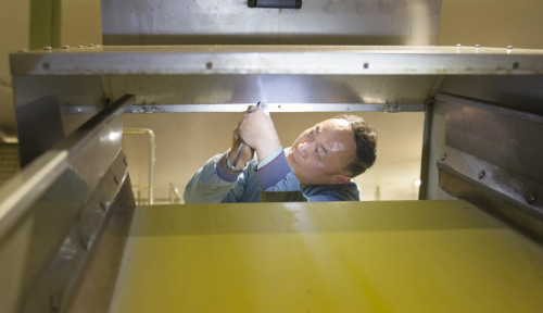 筑牢“三张网”，严守岁末“安全关”