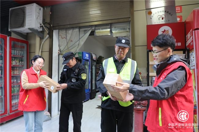 浙江龙港：点点“微心愿” 滴滴“香溢”情