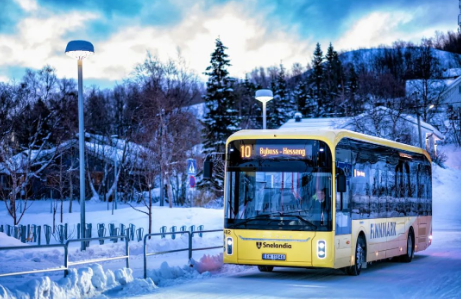 中国新能源客车首入北极圈