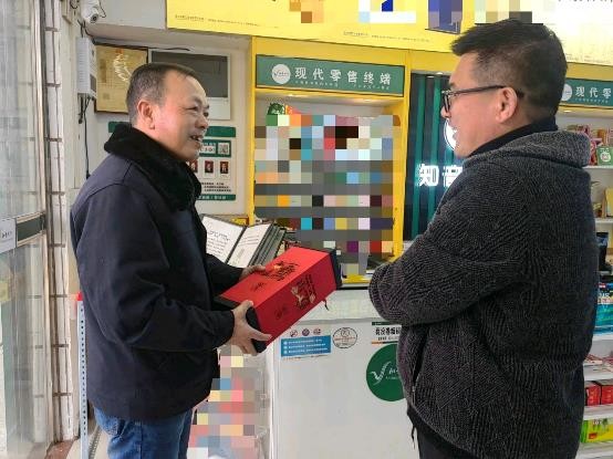 春节“不打烊” 服务“不停歇”