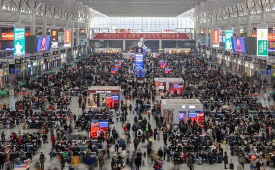 春节假期全社会跨区域人员流动量累计达22.93亿人次