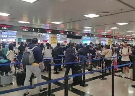 春节假期福建口岸两岸往来旅客流量同比增长约7.6倍