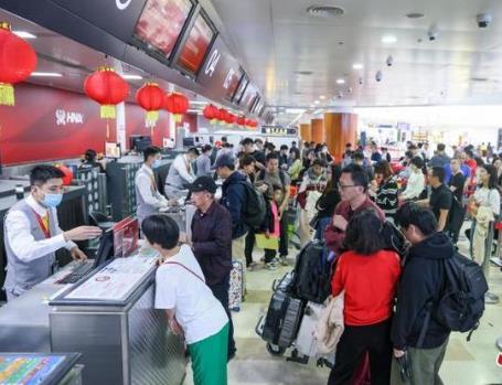 海南：春节假期岛内三大机场运输旅客超164万人次