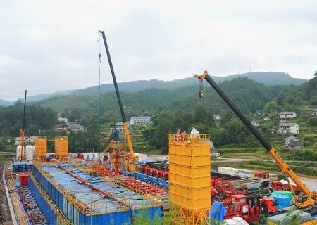 四川盆地盆缘发现新的页岩气规模富气带