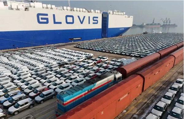 商品车发运超10000辆 中欧班列跑出加速度