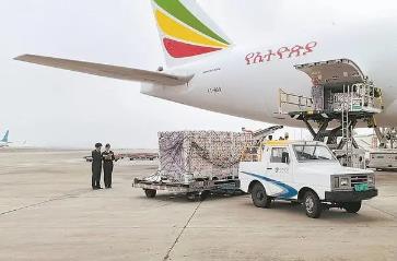 国内首条金砖城市跨境电商空运专线进出口货物超1.7万吨