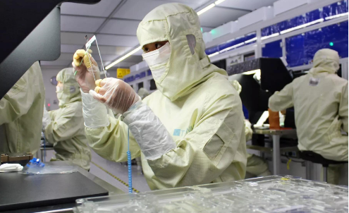 智能手机“上新”展现中国先进制造实力