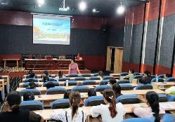 走进新型夜校 享受自在学习