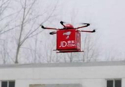 快递“从天而降” 物流企业探索新场景