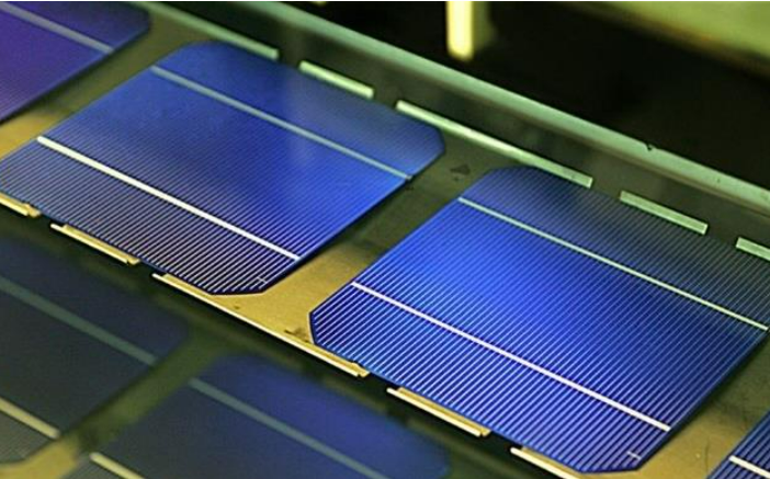 集采中标价企稳回升 光伏N型组件采购量大增