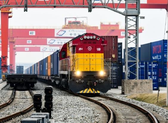 首次服务中欧班列开行 哈萨克斯坦西安码头正式投运