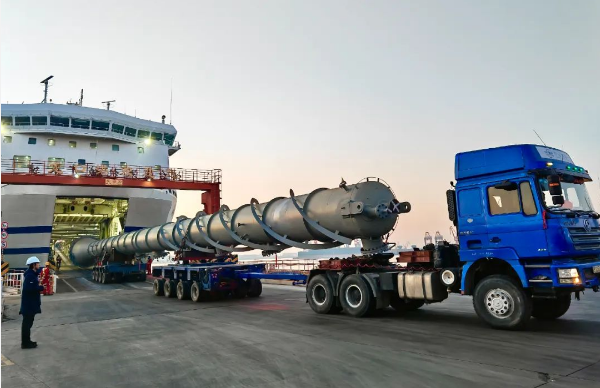 山东港口打造大件设备省际跨海滚装物流通道