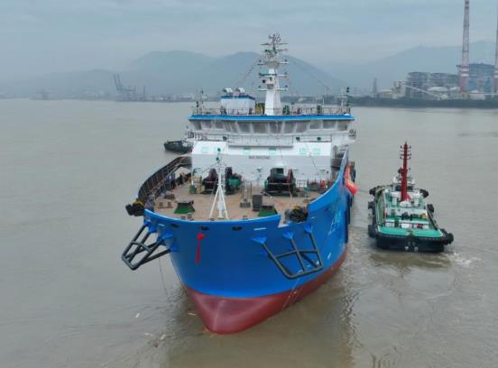全电力驱动海上风电多功能运维母船在福州下水