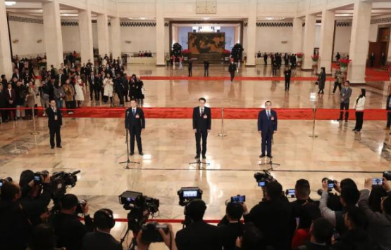 畅谈履职心声 传递信心力量——全国政协十四届二次会议首场“委员通道”扫描