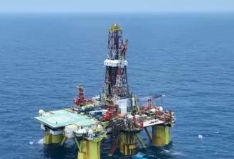 我国发现首个深水深层大油田