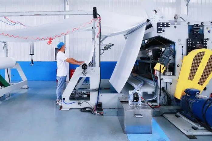 “华北纸都”以“变”应变