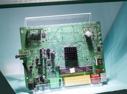 全球首台算力路由器推出 后续将投入规模试验