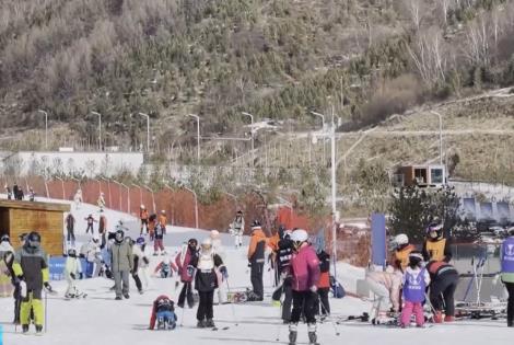 “玩”出精彩为经济发展蓄力 户外运动从一季“火”到四季“热”